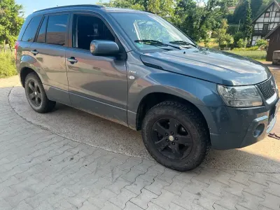 Gebraucht Suzuki Grand Vitara Club 129 PS (94 kW) 2008 Grau SUV
