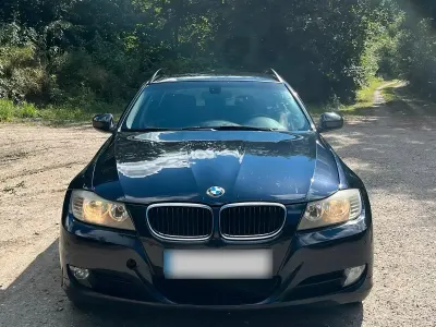 Gebraucht BMW 318 143 PS (105 kW) 2009 Blau Kombi