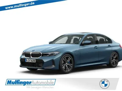 Używany BMW 330e M Sport 292 KM (214 kW) 2025 Niebieski Sedan/Limuzyna