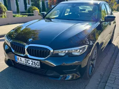Usata BMW 318 Advantage 150 CV (110 kW) 2022 Nero Berlina