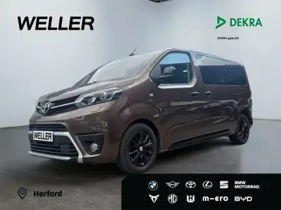 Gebraucht Toyota Proace Verso Edition 177 PS (130 kW) 2021 Braun Kombi
