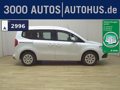 Usata Mercedes T180 131 CV (96 kW) 2024 Nero Monovolume