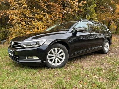 Gebraucht VW Passat Comfortline 150 PS (110 kW) 2019 Schwarz Kombi