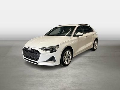 Gletscherweiß metallic Gebraucht 2025 Audi A3 Advanced Plus Limousine | 31.870 € (Superpreis)