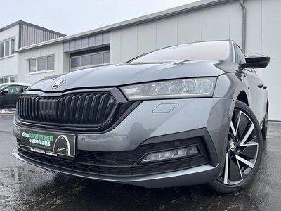 Graphitegrau Gebraucht 2022 Skoda Octavia SportLine Kombi | 23.340 € (Teuer)