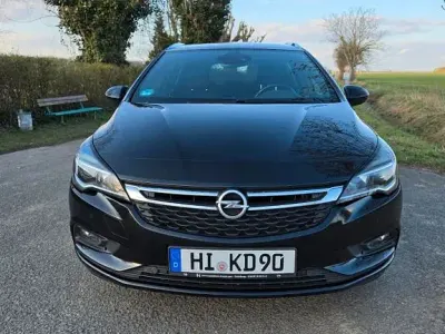 Gebraucht Opel Astra 110 PS (80 kW) 2017 Schwarz Kombi