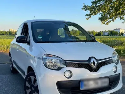 Używany Renault Twingo LIMITED 70 KM (51 kW) 2019 Biały Hatchback