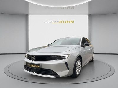 Gebraucht Opel Astra Elegance 131 PS (96 kW) 2023 Aluminium silb/kristall silb aluminium silb/kristall silb Limousine