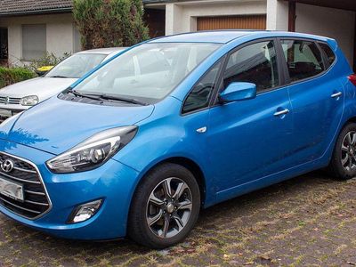 Gebraucht Hyundai ix20 Classic 90 PS (66 kW) 2016 Blau Kleinwagen