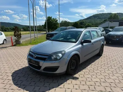 Gebraucht Opel Astra Basis 105 PS (77 kW) 2004 Silber Limousine