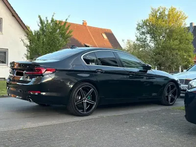 Gebraucht BMW 520 2018 Schwarz Limousine