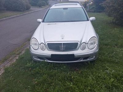 Mercedes E320