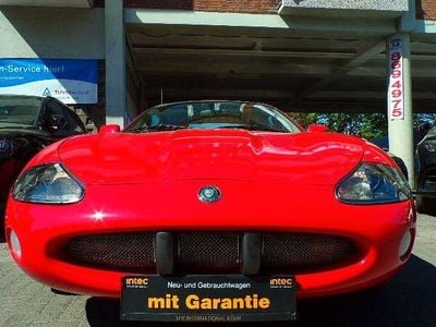 Usata Jaguar XKR Supercharged 396 CV (291 kW) 2004 Rosso Cabrio