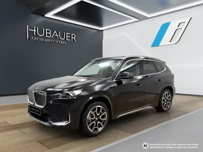 Gebraucht BMW iX1 xLine 150 kW (204 PS) 2025 Schwarz SUV