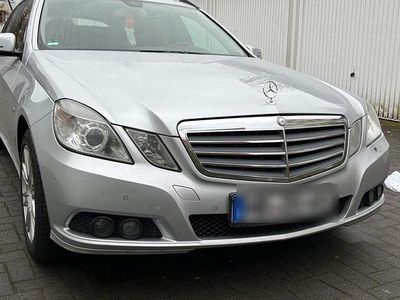Silber Gebraucht 2010 Mercedes E200 Kombi | 6.500 € (Teuer)