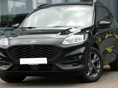 Gebraucht Ford Kuga ST-Line 120 PS (88 kW) 2023 Schwarz SUV