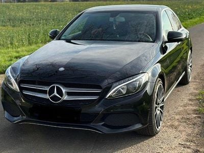 Gebraucht Mercedes C180 Avantgarde 156 PS (114 kW) 2016 Schwarz Limousine