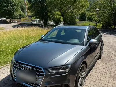 Gebraucht Audi S3 Sportback 310 PS (228 kW) 2017 Grau Kleinwagen