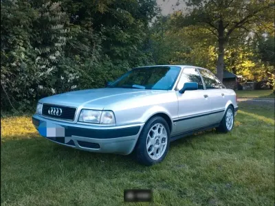 Gebraucht Audi 80 90 PS (66 kW) 1992 Silber Limousine