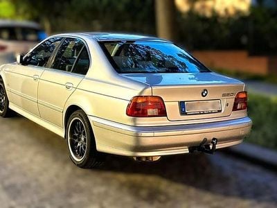 Usata BMW 520 M Sport 170 CV (125 kW) 2001 Argento Berlina