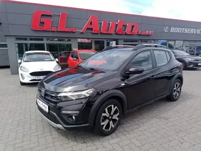 Gebraucht Dacia Sandero Stepway 91 PS (66 kW) 2021 Schwarz Limousine