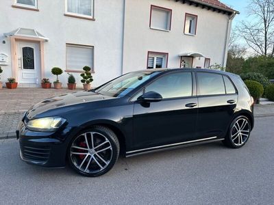 gebraucht VW Golf GTD*DSG*Xenon*S-Sound*Dynaudio*Kamera*EURO6