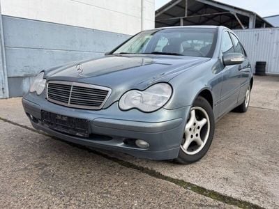 Mercedes C200