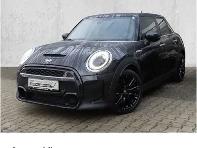 Second-hand Mini Cooper S Countryman Classic 178 CP (130 kW) 2023 Negru SUV
