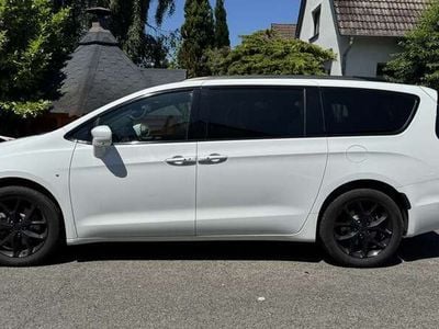 Chrysler Pacifica