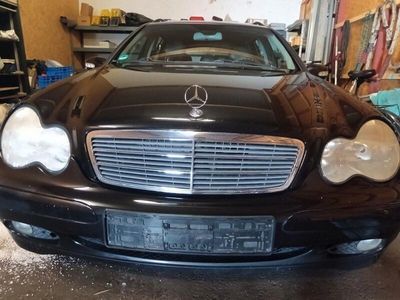 Mercedes C180