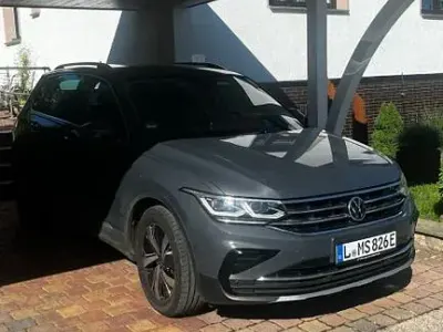 Gebraucht VW Tiguan Elegance 245 PS (180 kW) 2021 Grau SUV