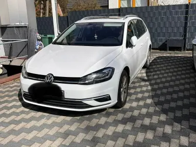 Gebraucht VW Golf VII Comfortline 116 PS (85 kW) 2019 Weiß Kombi
