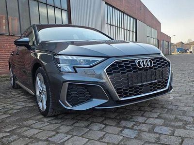 Gebraucht Audi A3 Sport 150 PS (110 kW) 2022 Grau Limousine
