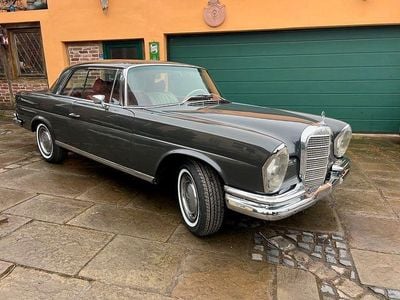 Gebraucht Mercedes W111 SE 160 PS (117 kW) 1969 Grau Coupé