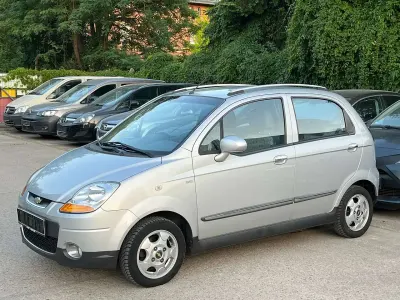 Gebraucht Chevrolet Matiz SE 67 PS (49 kW) 2009 Argon silber/ice silver (m2) Kleinwagen