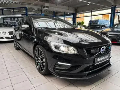 Usata Volvo V60 367 CV (269 kW) 2018 Nero Station wagon