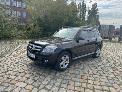 Schwarz Gebraucht 2010 Mercedes GLK220 SUV | 7.750 € (Fairer Preis)