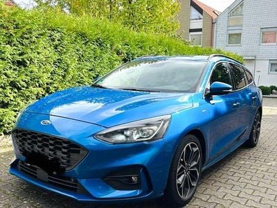 Second-hand Ford Focus ST-Line 182 CP (133 kW) 2020 Albastru Break