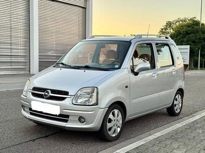 Silber Gebraucht 2006 Opel Agila Kleinwagen | 1.200 €