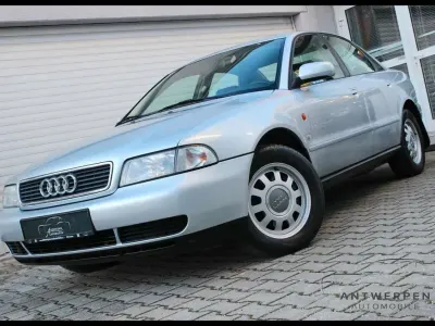 Gebraucht Audi A4 150 PS (110 kW) 1996 Silber Limousine