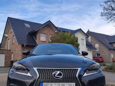 Gebraucht 2016 Lexus IS300h Sport Line Limousine | 15.900 € (Superpreis)
