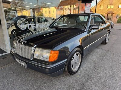 Schwarz Gebraucht 1990 Mercedes 230 Coupé | 8.490 €