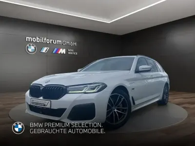 Gebraucht BMW 530e M Sport 184 PS (135 kW) 2021 Weiß Kombi