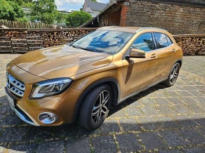 Mercedes GLA250