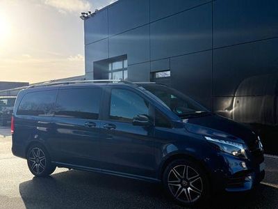Gebraucht Mercedes V300 Edition 237 PS (174 kW) 2023 Blau Van / Kleinbus