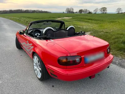 Używany Mazda MX5 106 KM (77 kW) 1990 Czerwony Kabriolet
