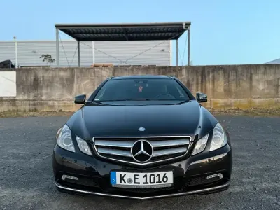 Usata Mercedes E250 204 CV (150 kW) 2010 Nero Coupé