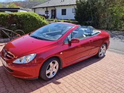 Gebraucht Peugeot 307 CC 137 PS (100 kW) 2004 Rot Cabrio