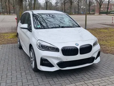 Gebraucht BMW 218 Gran Tourer M Sport 140 PS (102 kW) 2020 Weiß Van / Kleinbus