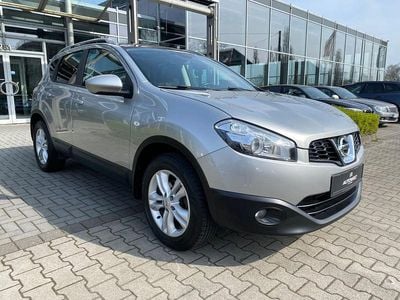 Gebraucht Nissan Qashqai I-Way 150 PS (110 kW) 2010 Silber SUV